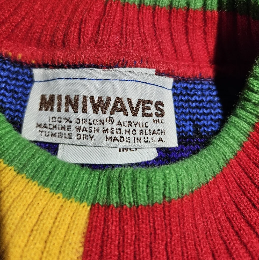 Vintage 80s 90s knit waves mini waves block multi color stitch crewneck sweater